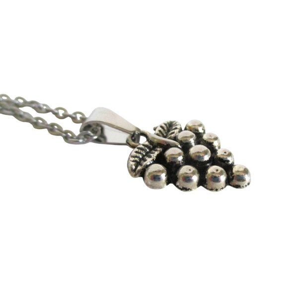 New Silver Grape Cluster Pendant Necklace W/ 18" Stainless Chain Unisex Jewelry - Picture 3 of 5